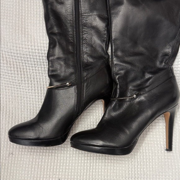 Black Leather Nine West Knee-High Boots - Size 8 - Picture 4 of 5